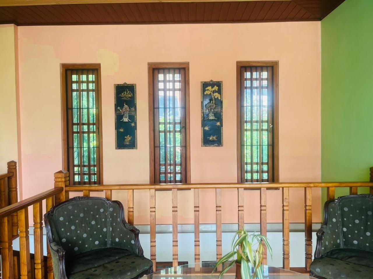 Suisse View Residence Канди Екстериор снимка